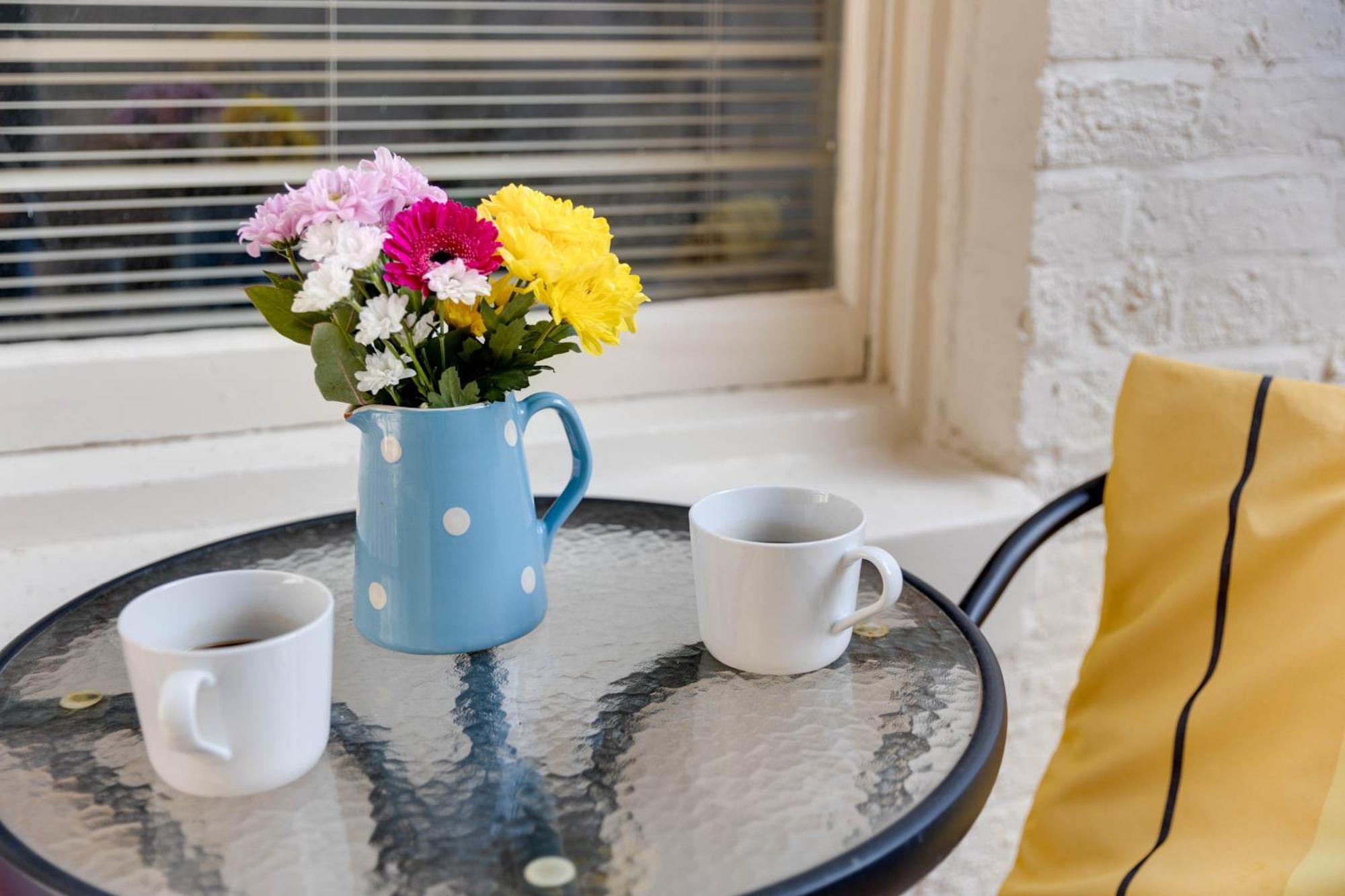 Esplanade Garden Apartment Скарбъро Екстериор снимка